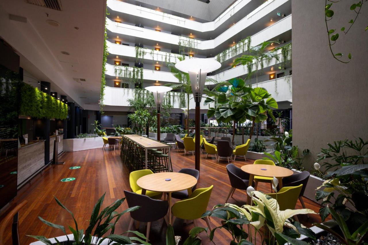Novotel Darwin Cbd Экстерьер фото