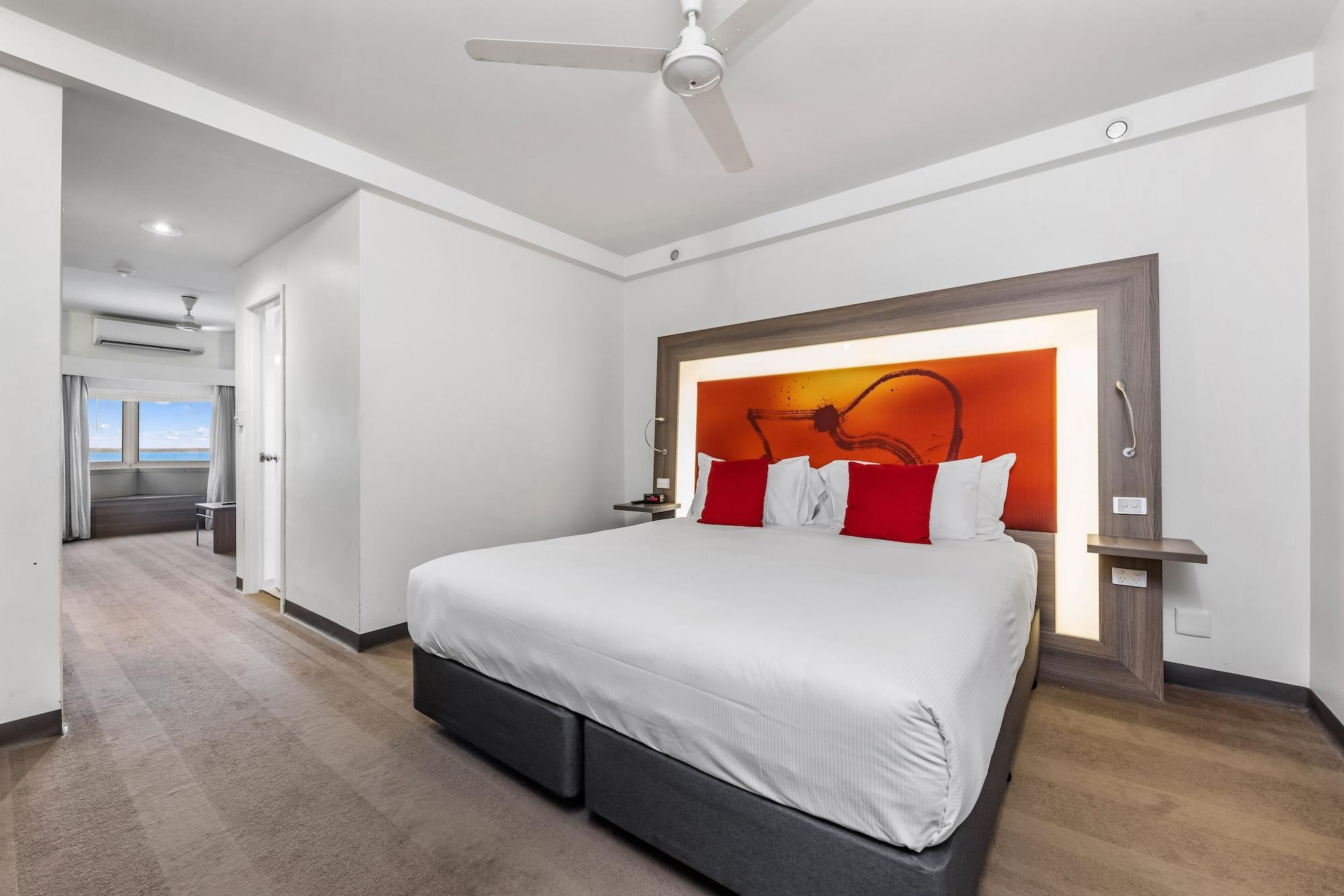 Novotel Darwin Cbd Экстерьер фото