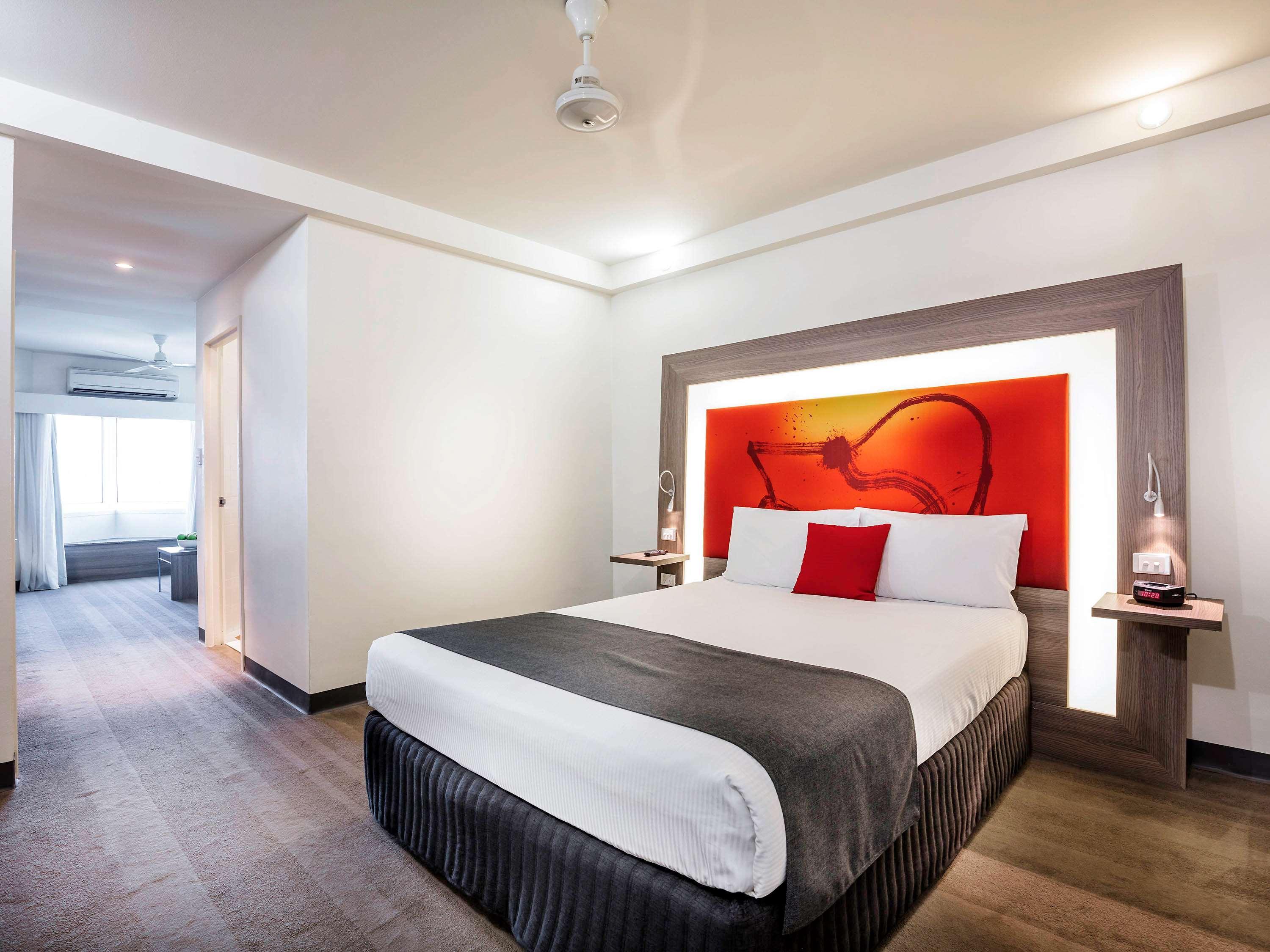 Novotel Darwin Cbd Экстерьер фото